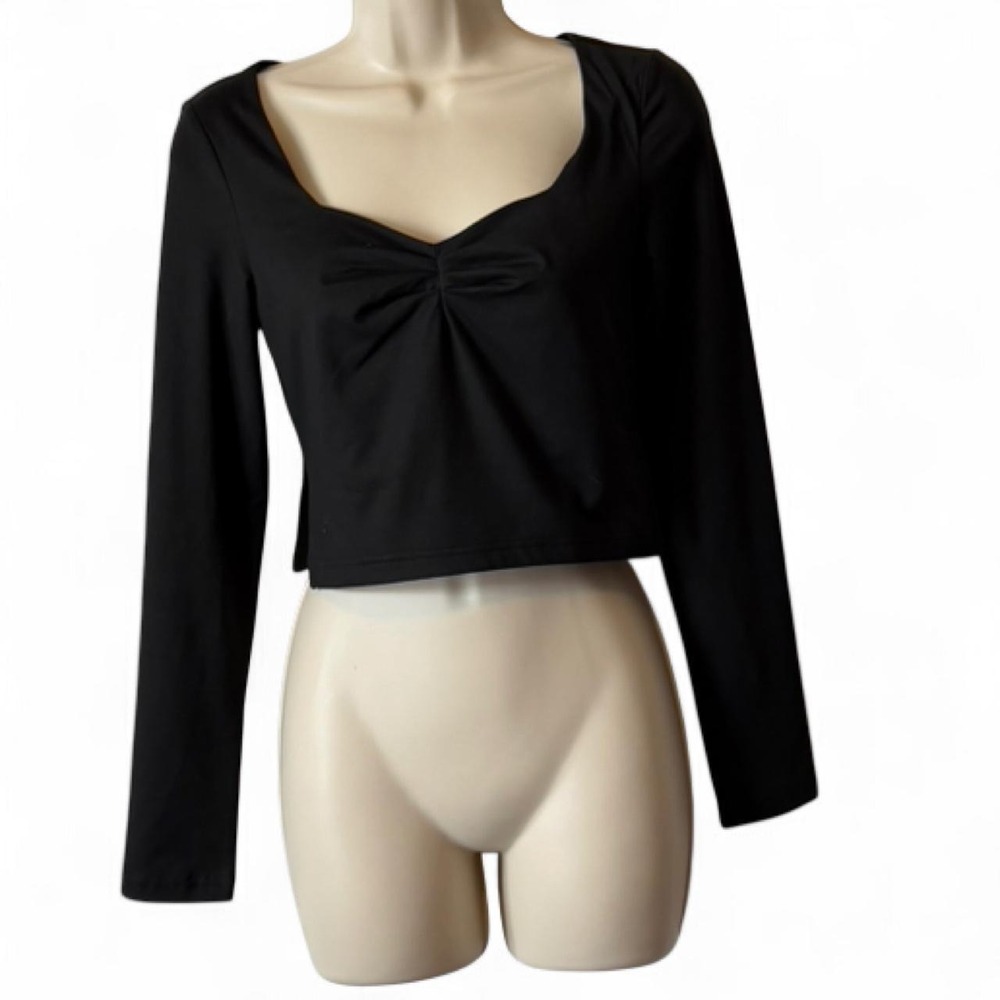 Trendy‎ Queen Black Sweetheart Neckline Crop Top, Women's Size S